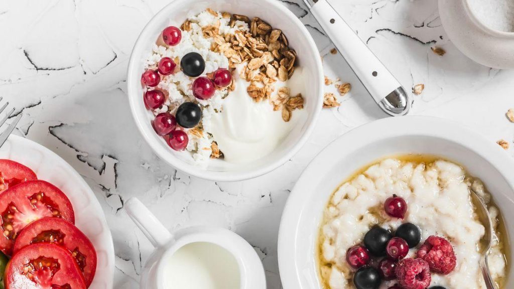 4 melhores cafés da manhã para perder peso com saúde e de maneira fácil, tendo resultado já após os primeiros sete dias de consumo.